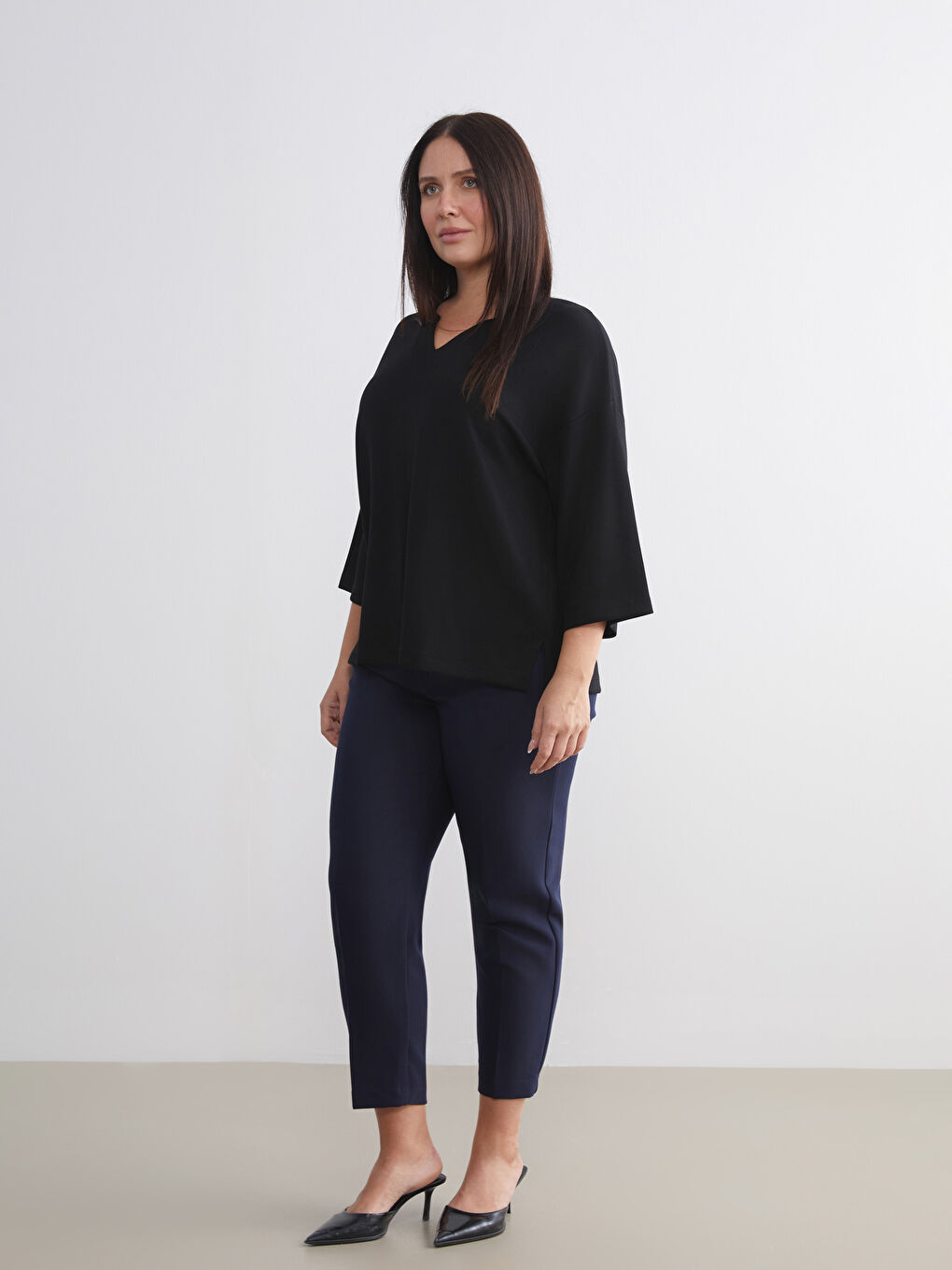 Lacivert Havuç Kesim Kadın Pantolon-1