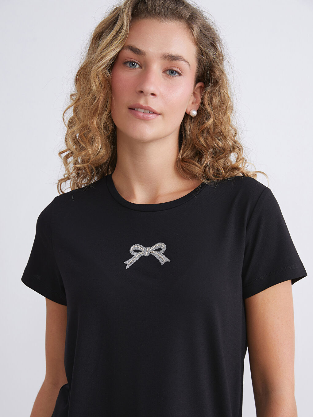 LCWAIKIKI Classic Woman BLACK T-Shirt -W5K562Z8-CVL