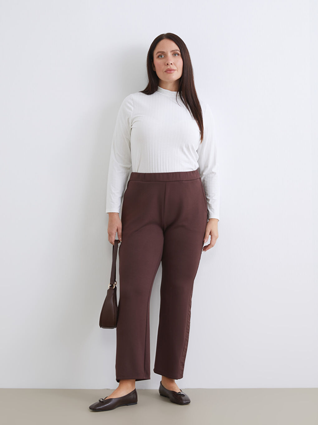 Kahverengi Beli Lastikli Kadın Eşofman Altı-1