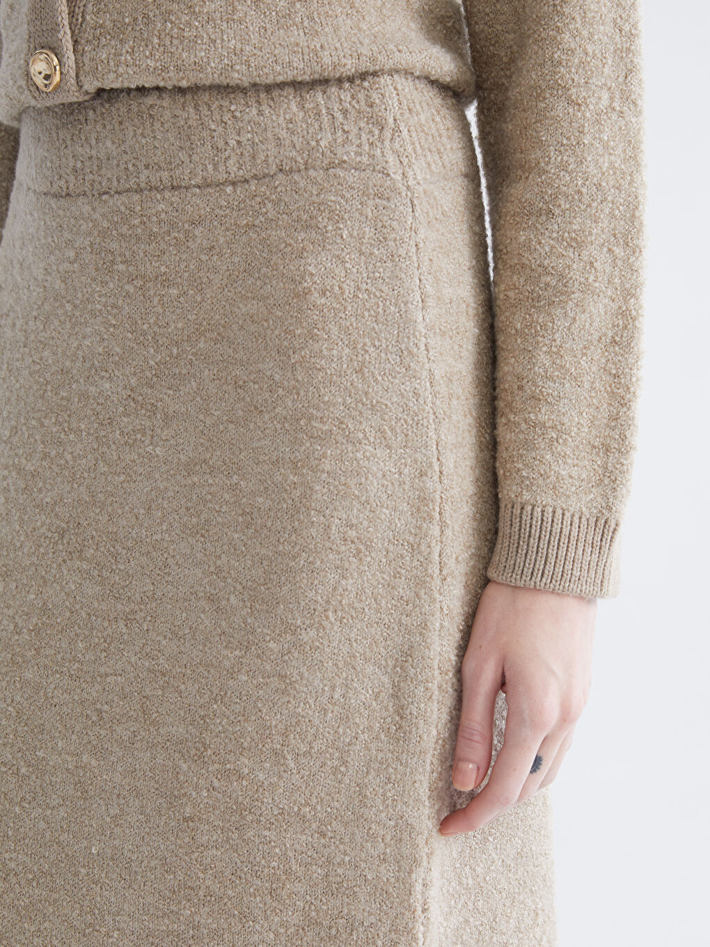 Elastic Waist Knitwear Skirt-2