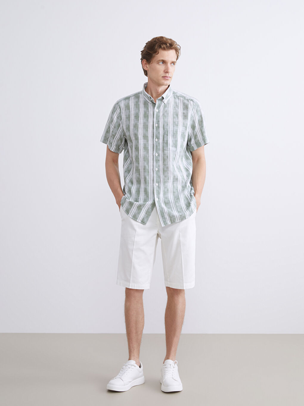 Yeşil Regular Fit Kısa Kollu Çizgili Poplin Erkek Gömlek-1