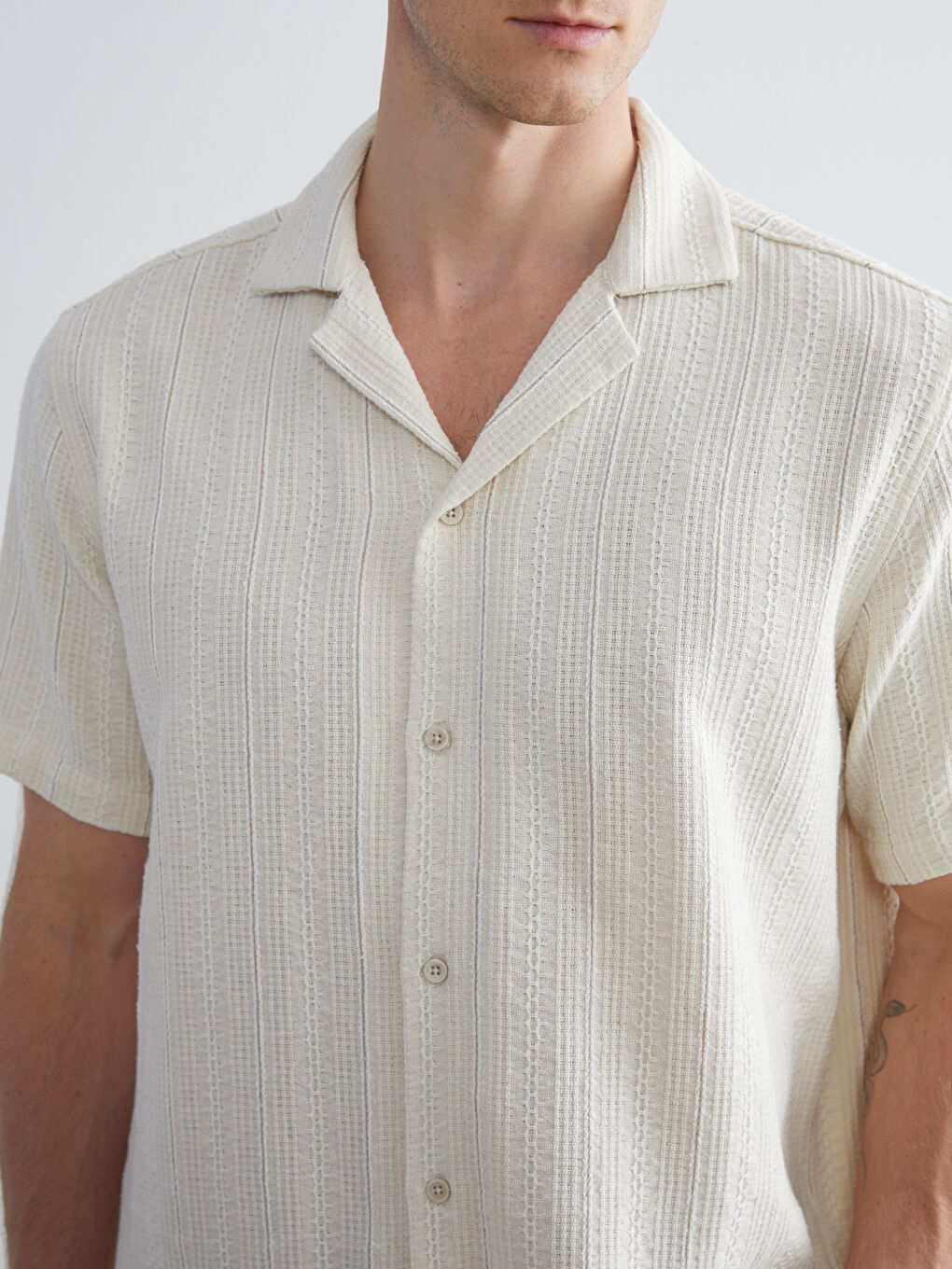 Ekru Regular Fit Resort Yaka Kısa Kollu Erkek Gömlek-5