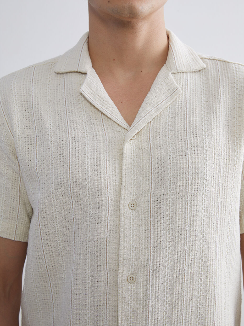 Ekru Regular Fit Resort Yaka Kısa Kollu Erkek Gömlek-4