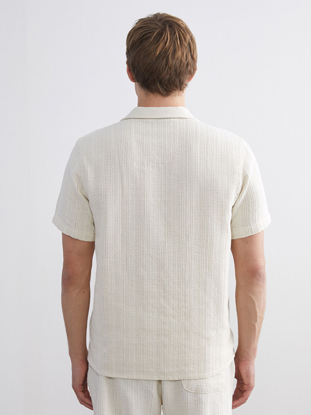 Ekru Regular Fit Resort Yaka Kısa Kollu Erkek Gömlek-6