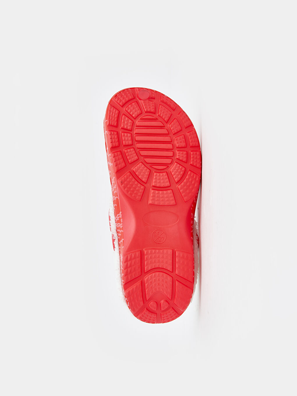 ფუმფულა ჩუსტები ქალებისთვის-3