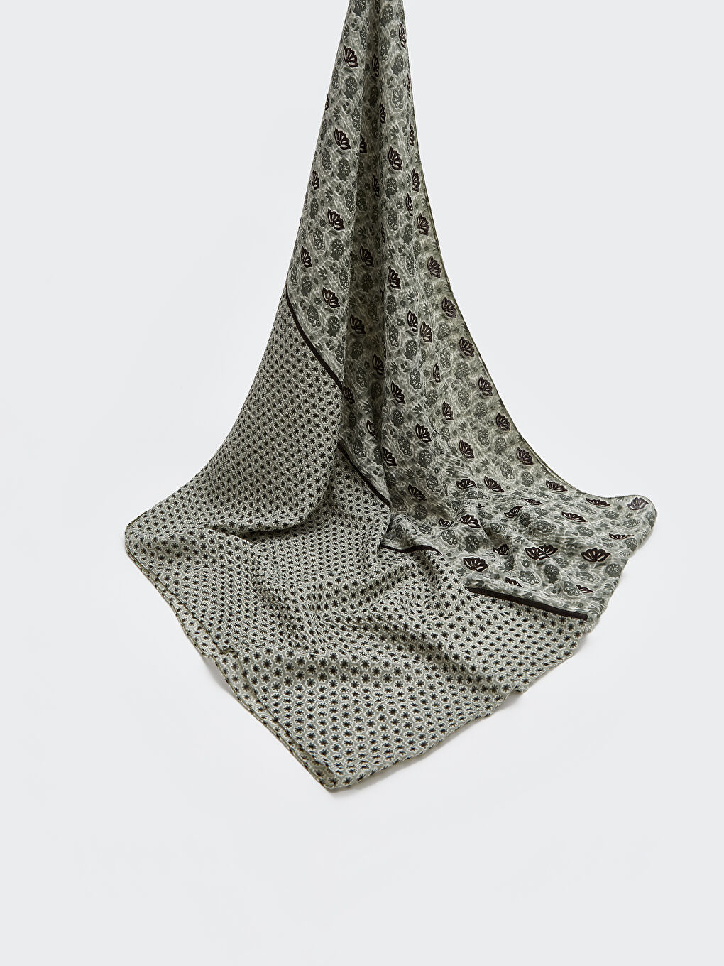 Yeşil Desenli Kadın Şal