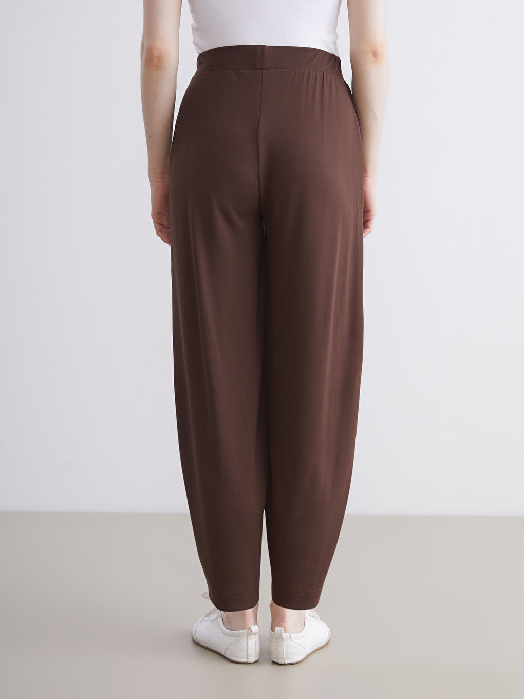 Kahverengi Beli Lastikli Kadın Eşofman Altı-3