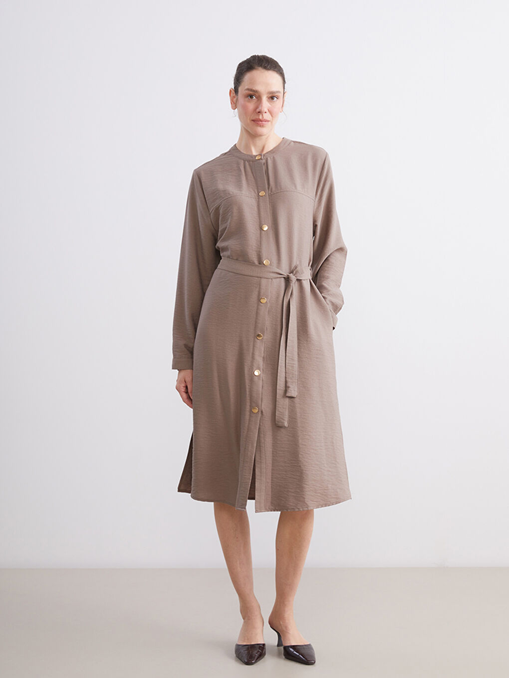 Kahverengi Bisiklet Yaka Keten Görünümlü Gömlek Elbise