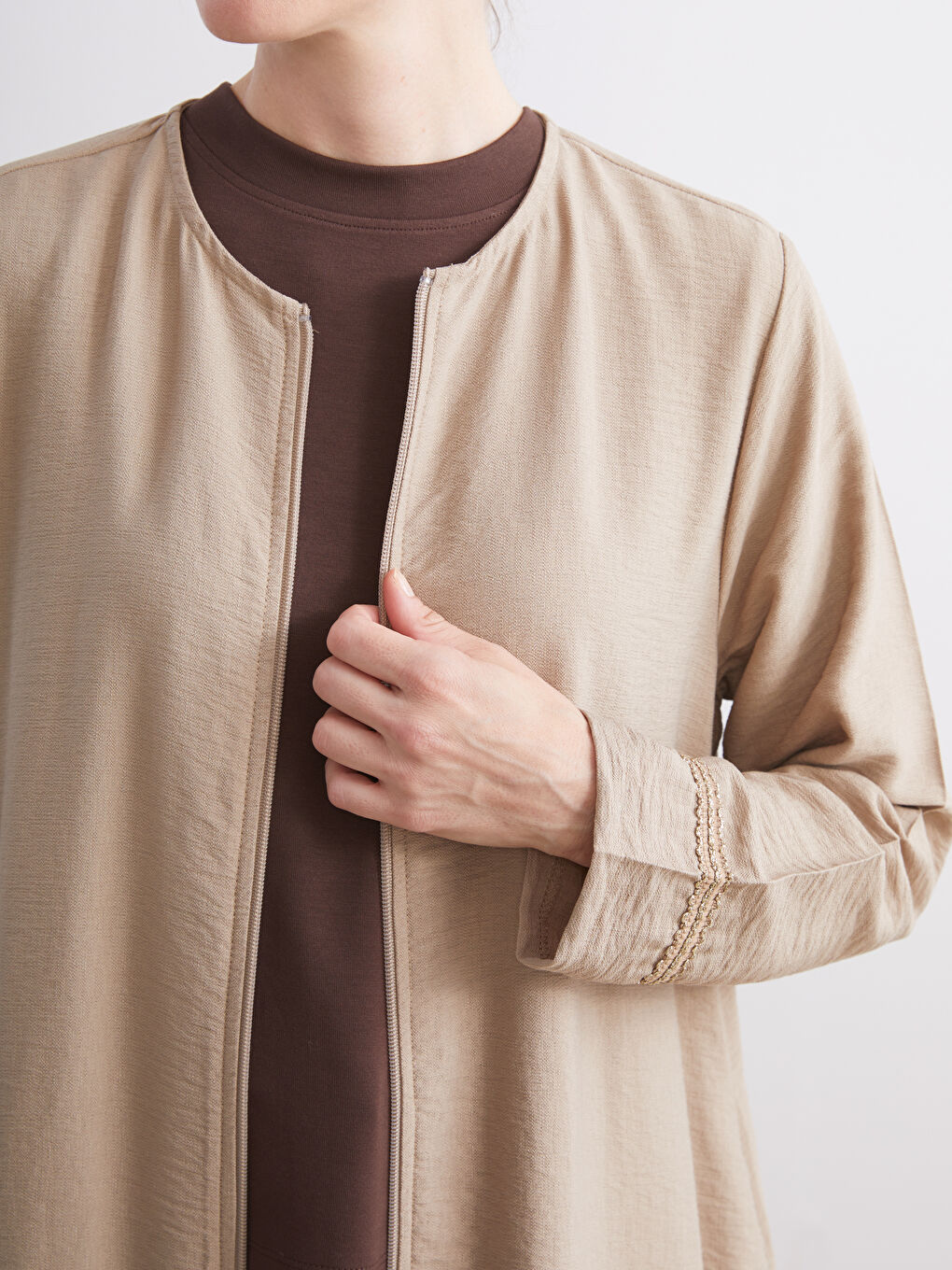 Bej Bisiklet Yaka Keten Görünümlü Kadın Ferace-2