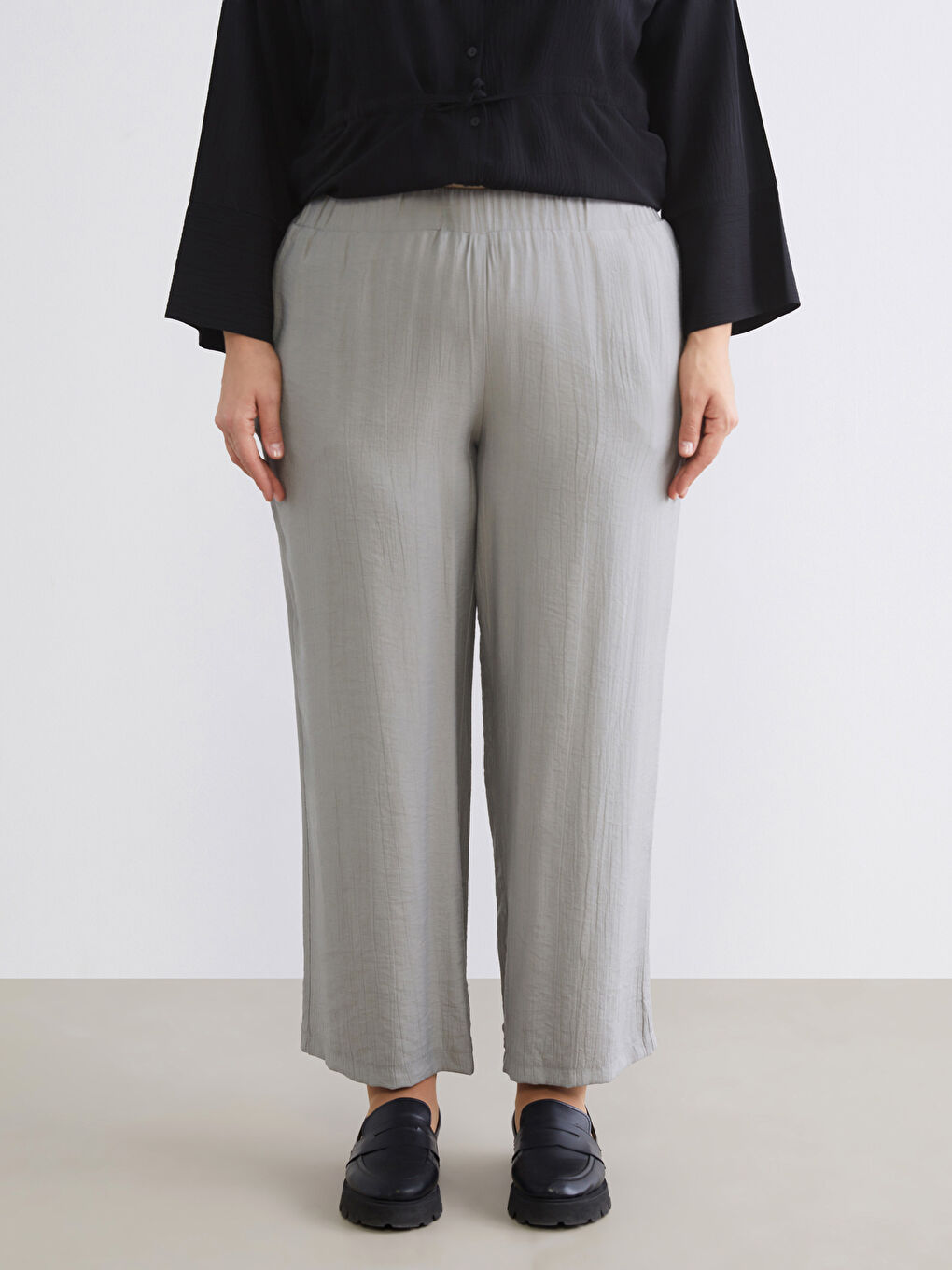 Gri Beli Lastikli Kadın Pantolon-5