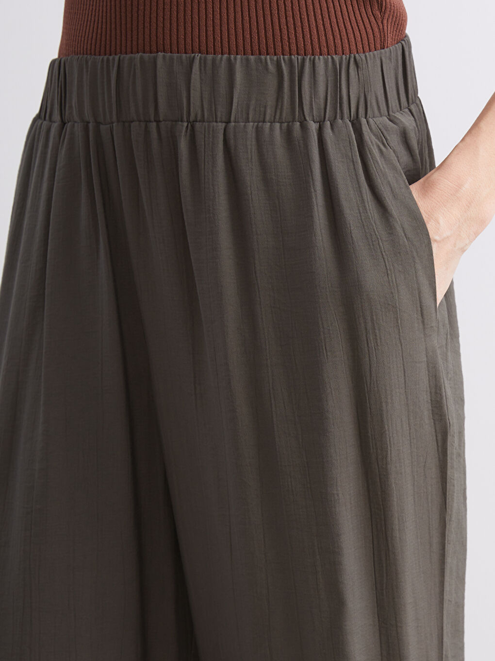 Haki Beli Lastikli Kadın Pantolon-3