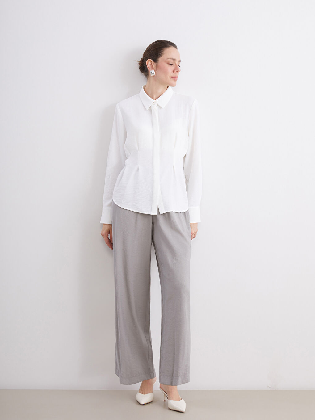 Gri Beli Lastikli Kadın Pantolon