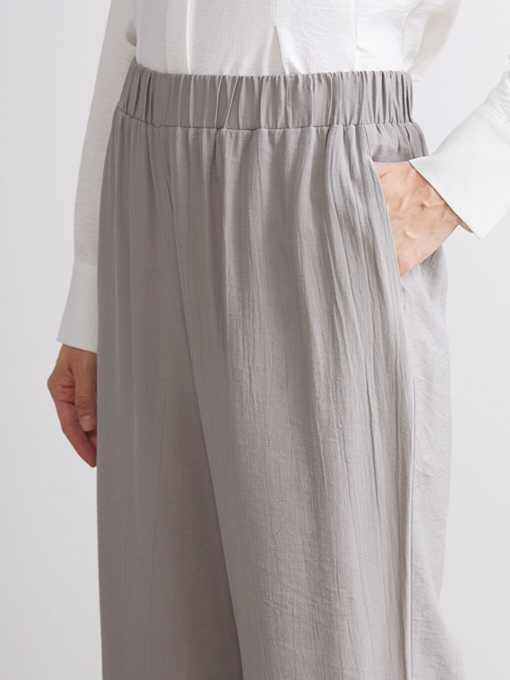 Gri Beli Lastikli Kadın Pantolon-3