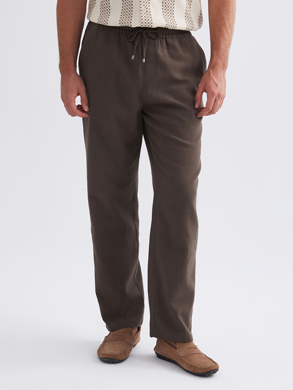 Kahverengi Standart Kalıp Keten Görünümlü Erkek Pantolon-1