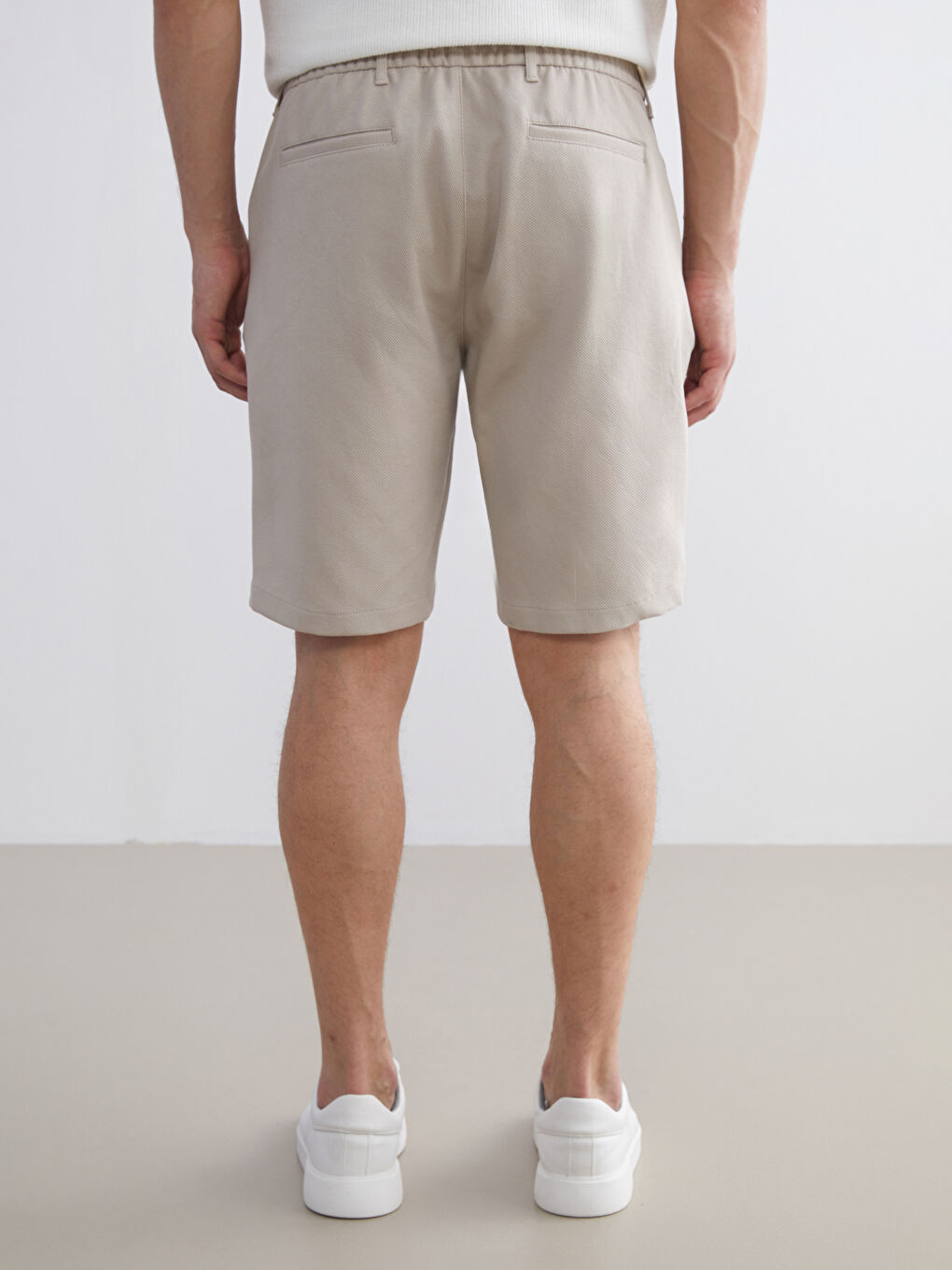 Bej Standart Kalıp Erkek Şort-3