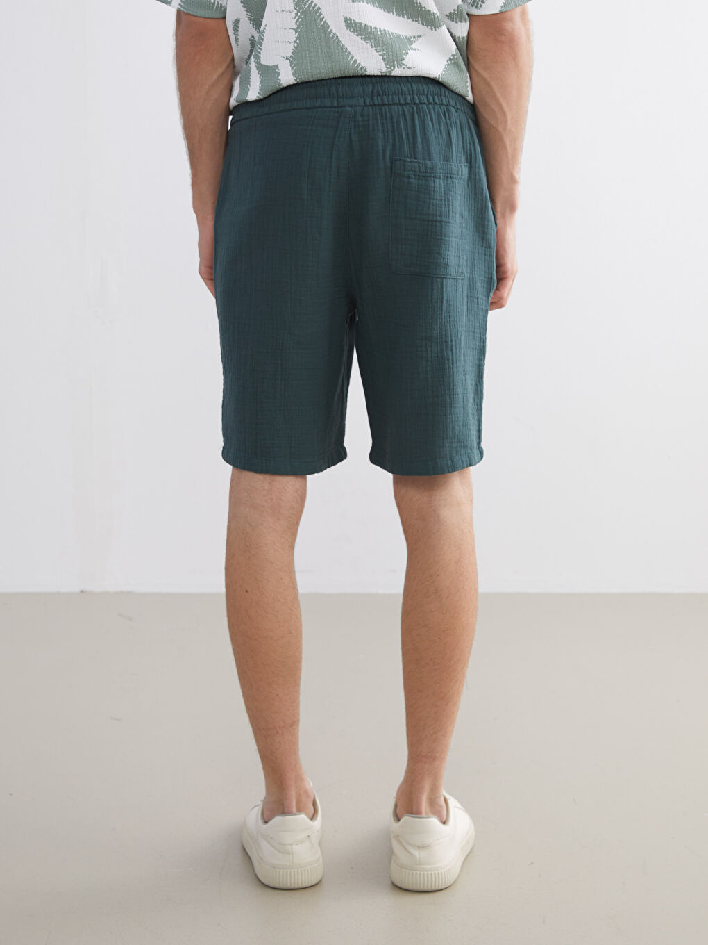 Yeşil Standart Kalıp Müslin Erkek Şort-3