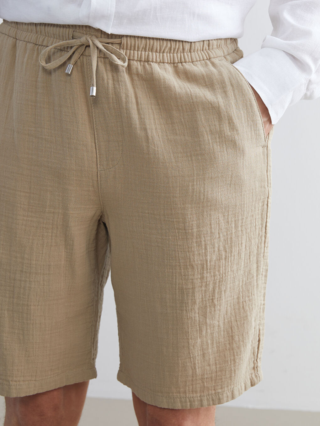 Bej Standart Kalıp Müslin Erkek Şort-2