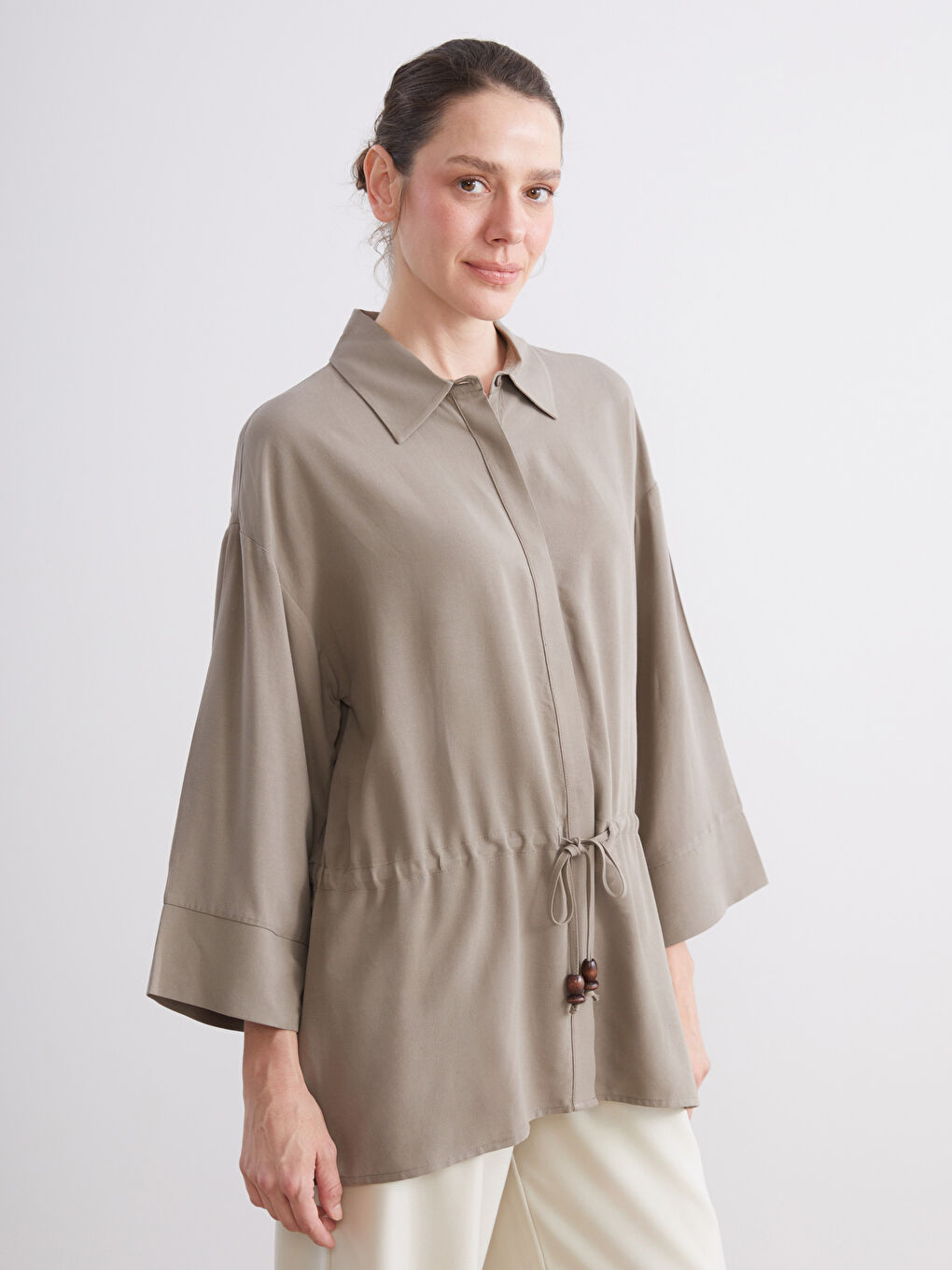 Bej Keten Karışımlı Kadın Gömlek-1