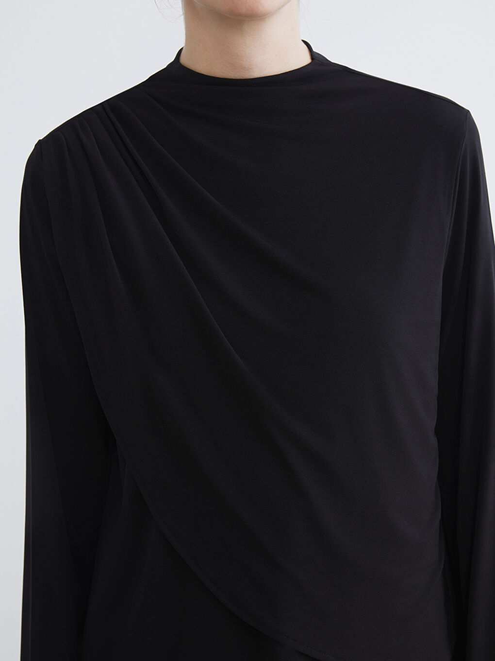 Siyah Dik Yaka Kadın Tunik-2