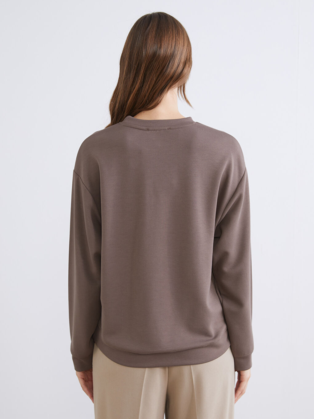 Kahverengi Bisiklet Yaka Baskılı Oversize Kadın Sweatshirt-3