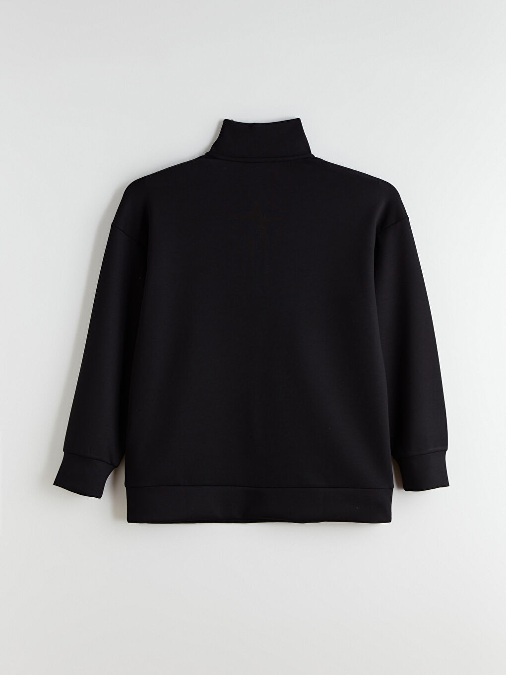 Siyah Dik Yaka Kadın Sweatshirt-5