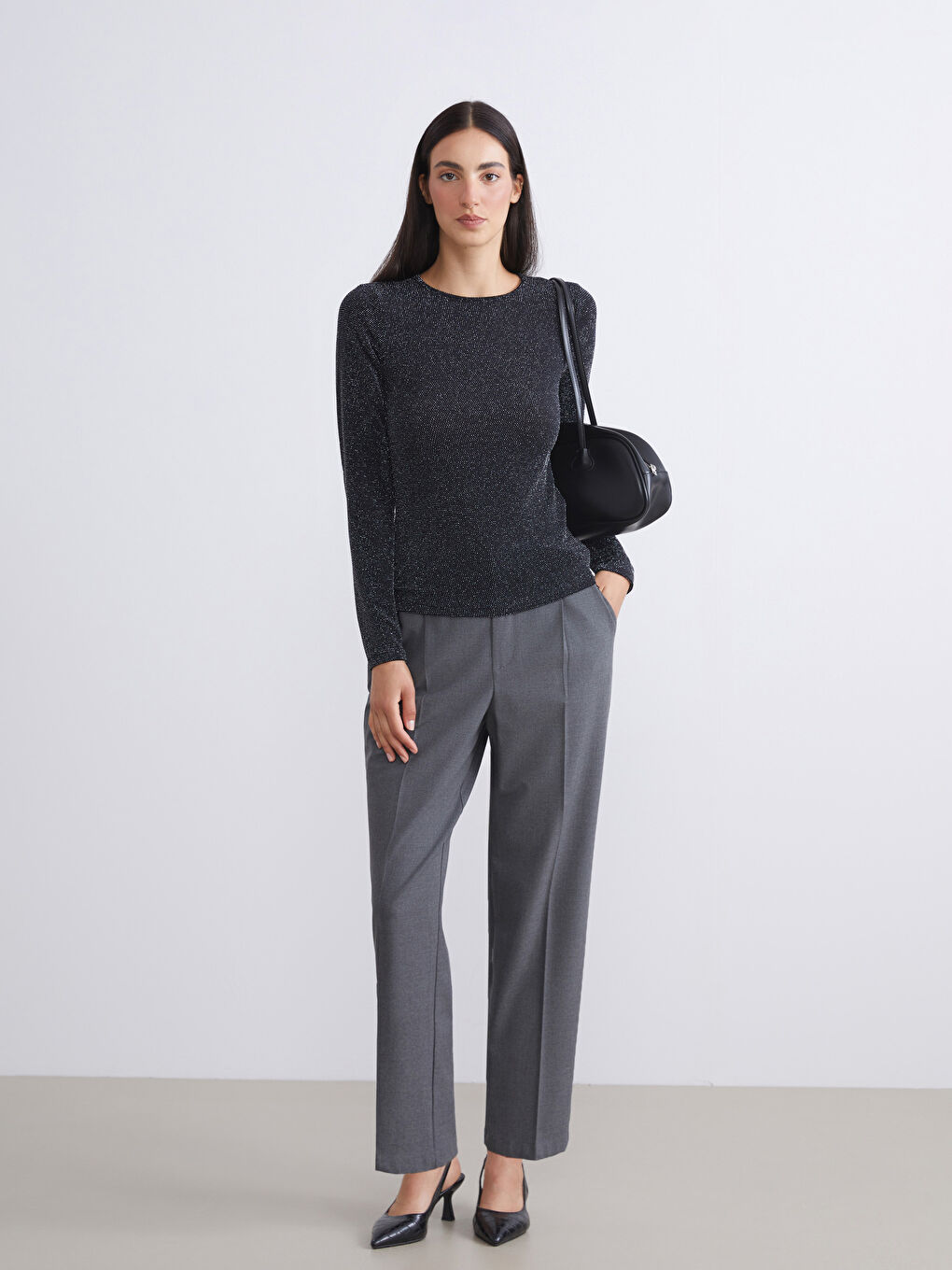 Gri Loose Fit Kadın Pileli Pantolon