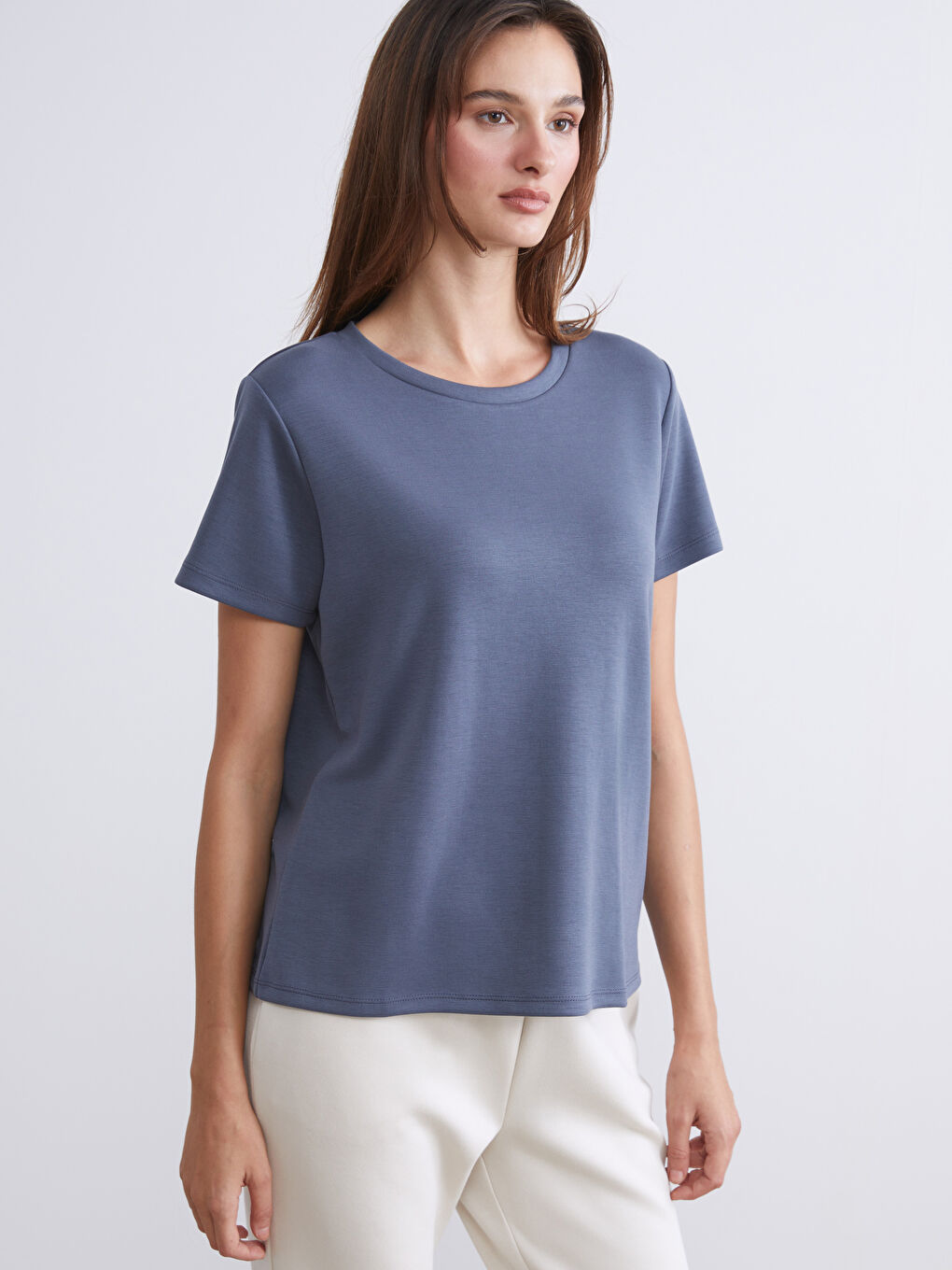 Antrasit Büyük Beden Bisiklet Yaka Kadın Tişört