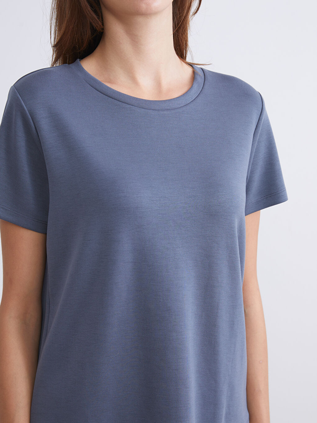 Antrasit Büyük Beden Bisiklet Yaka Kadın Tişört-4