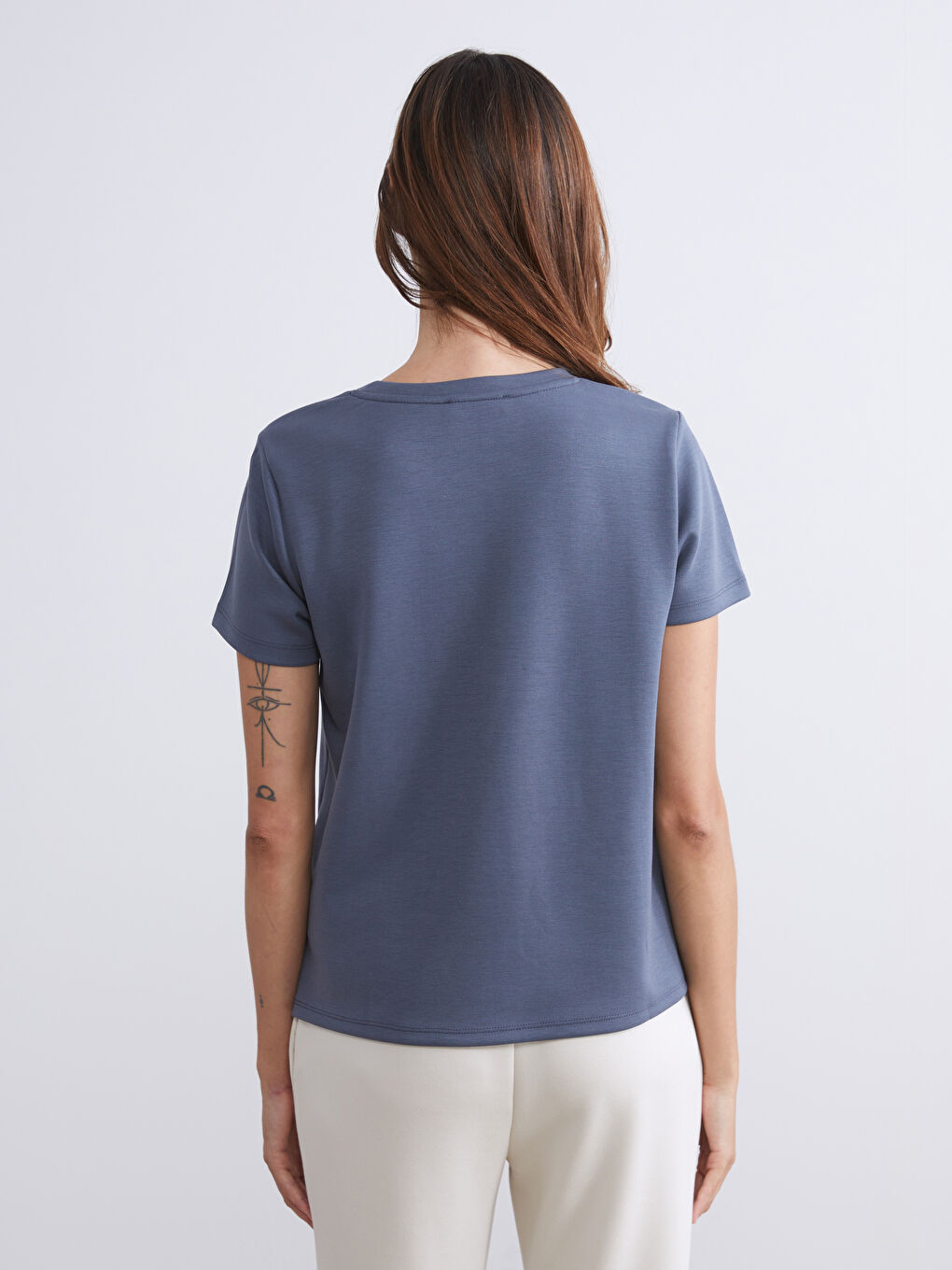 Antrasit Büyük Beden Bisiklet Yaka Kadın Tişört-5