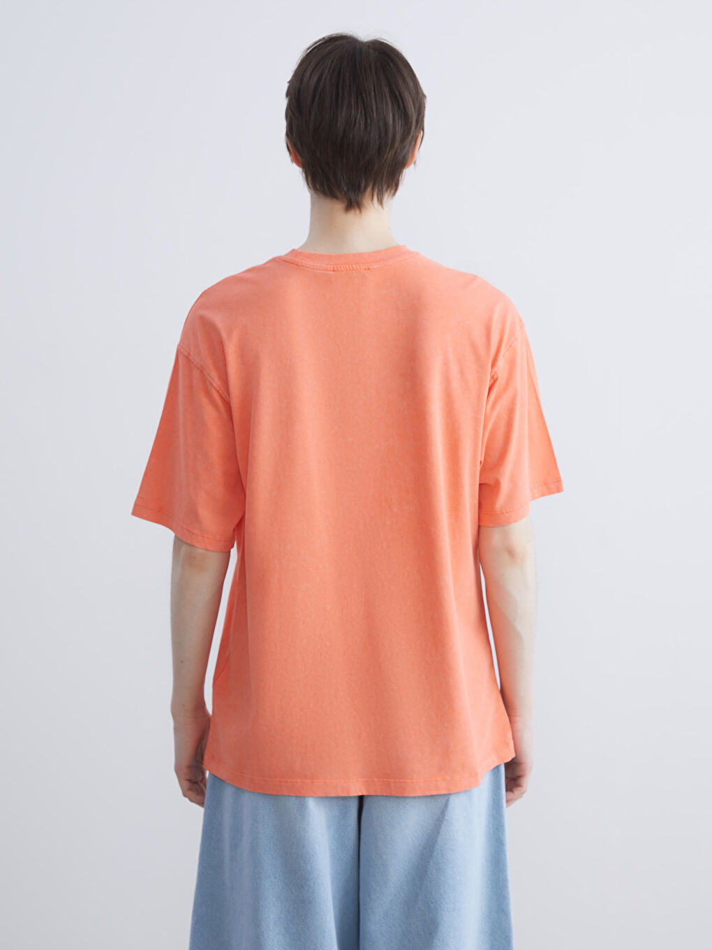 Mercan Bisiklet Yaka Baskılı Oversize Kadın Tişört-3