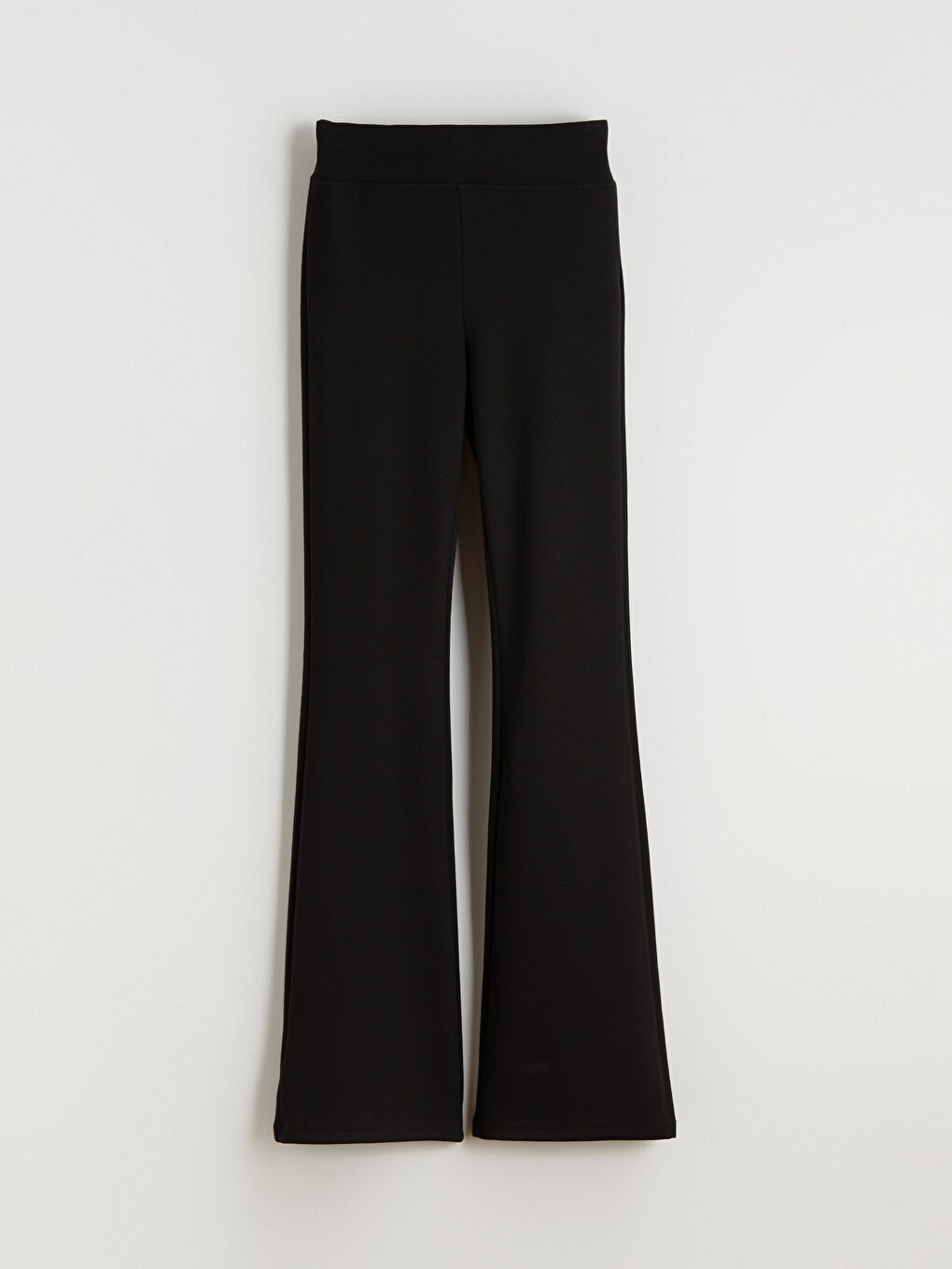 Siyah Beli Lastikli İspanyol Paça Kadın Eşofman Altı-4