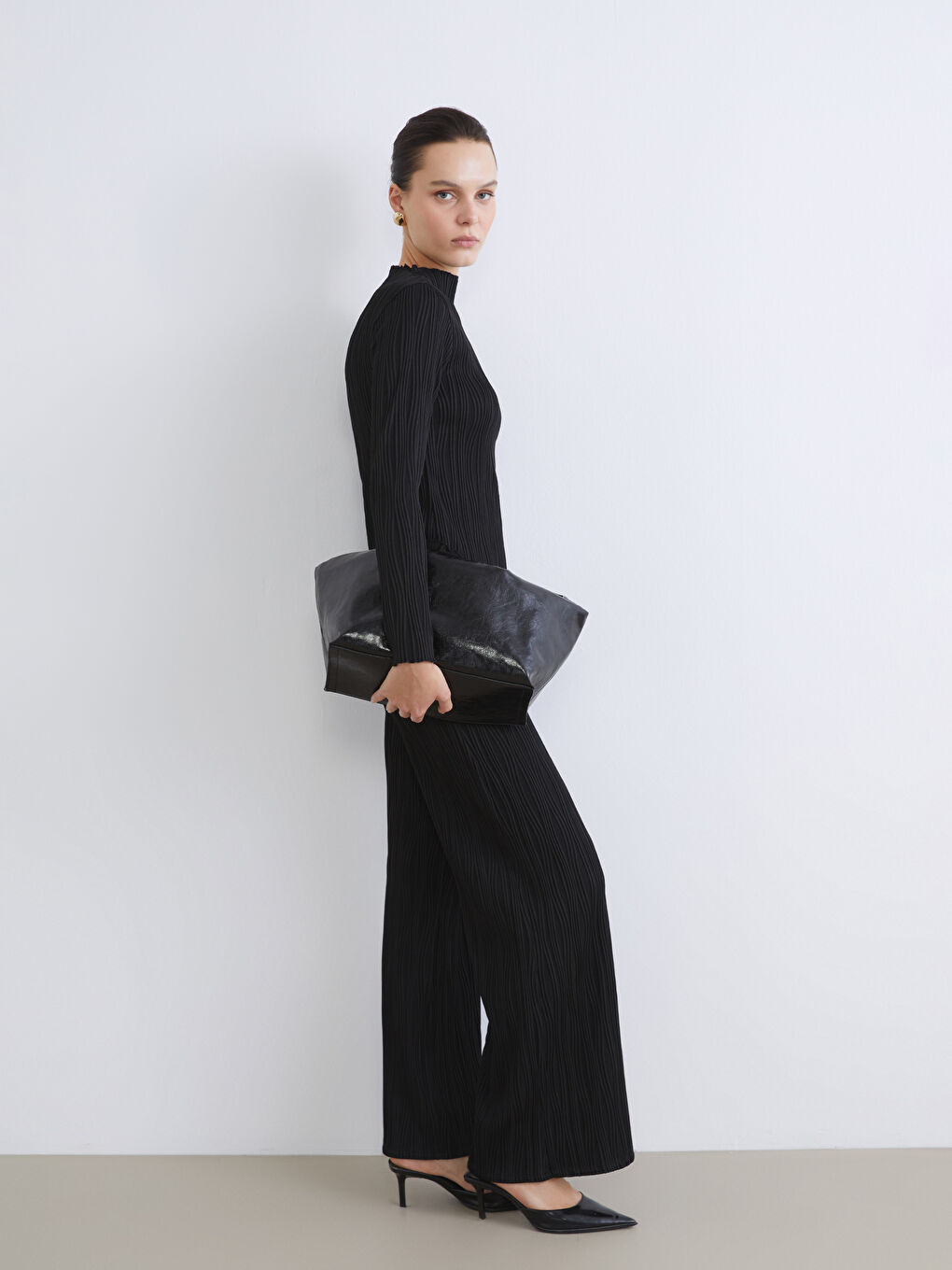 Elasticated Waist Textured Women's Trousers