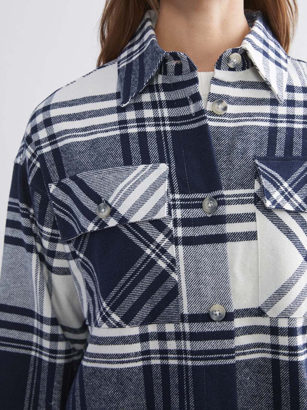 Plaid Oversize Women's Shirt-2