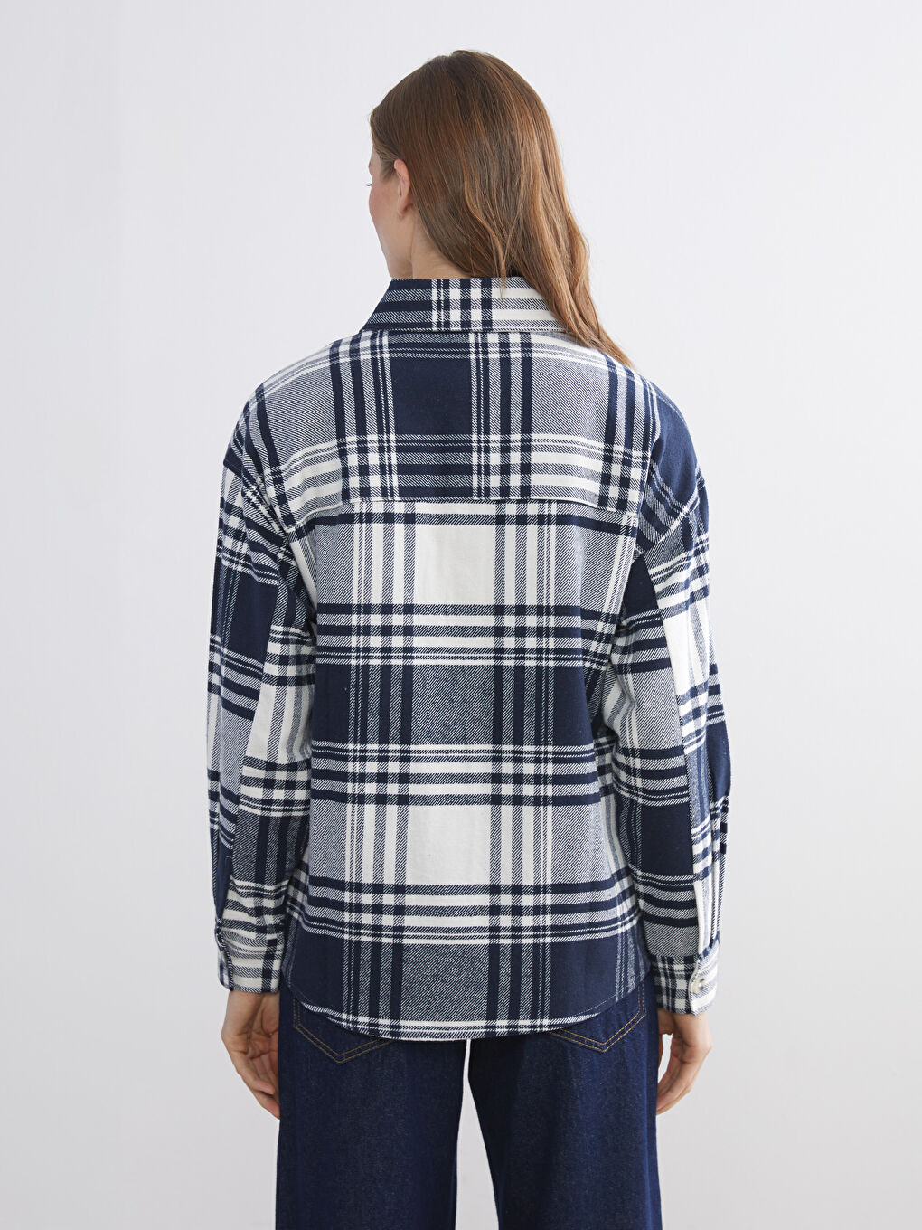 Plaid Oversize Women's Shirt-3