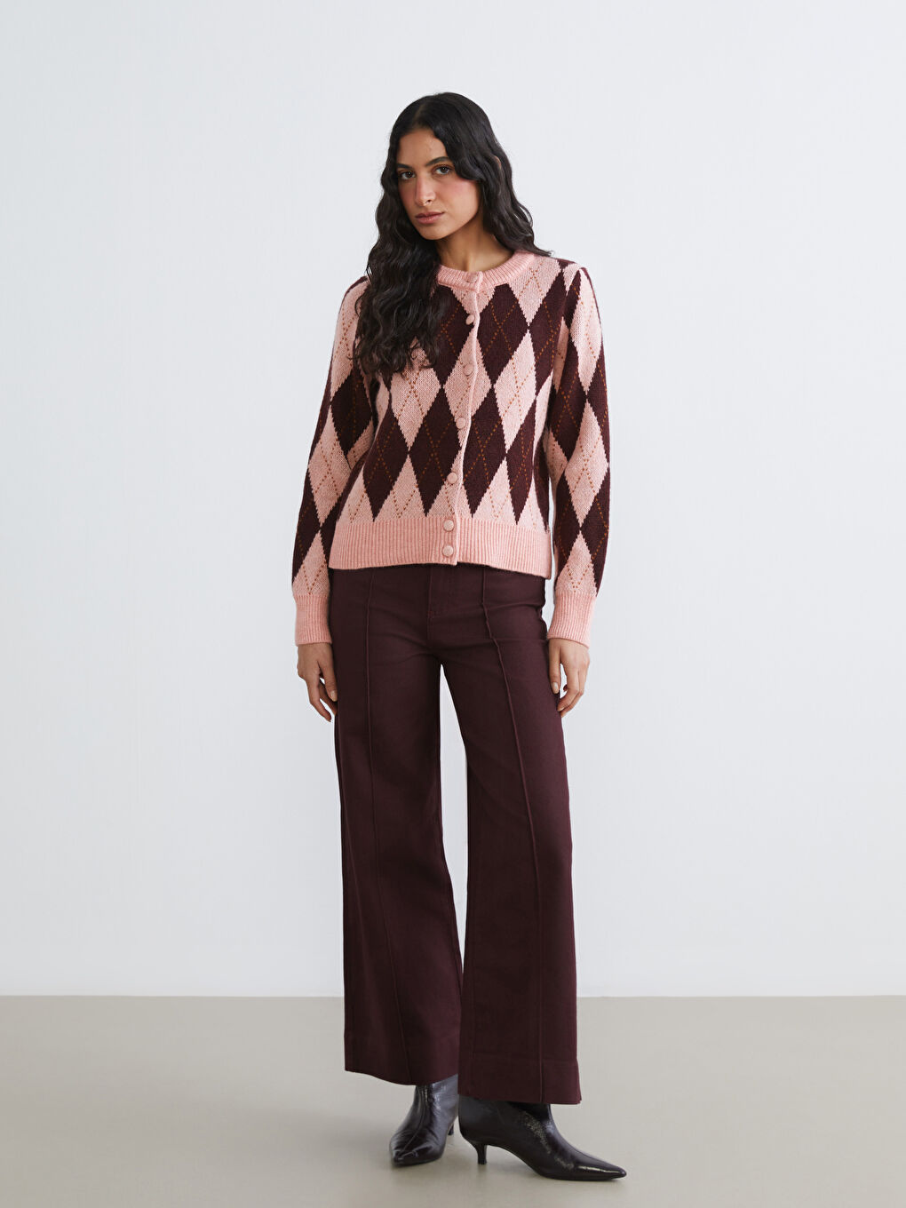 Crew Neck Argyle Pattern Women's Knitwear Cardigan-1