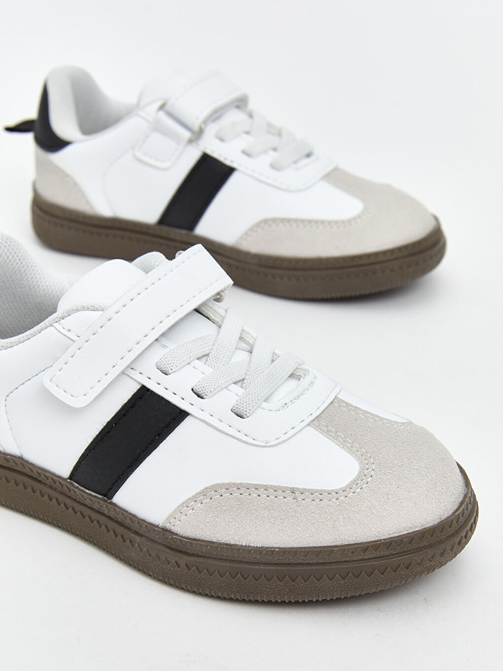 Beyaz Bağcık ve Cırt Cırtlı Erkek Bebek Spor Ayakkabı-2