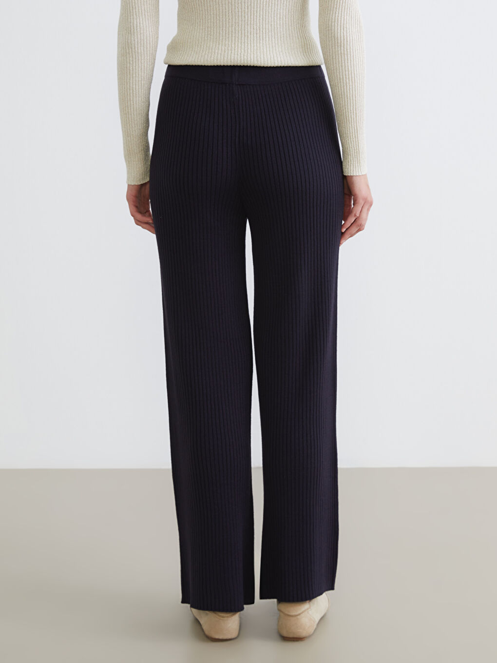 سروال تريكو نسائي بخصر مطاطي-3