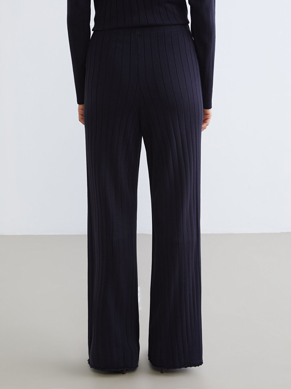 Elastischer Bund Weite Beine Strickwaren Hosen für Damen-3