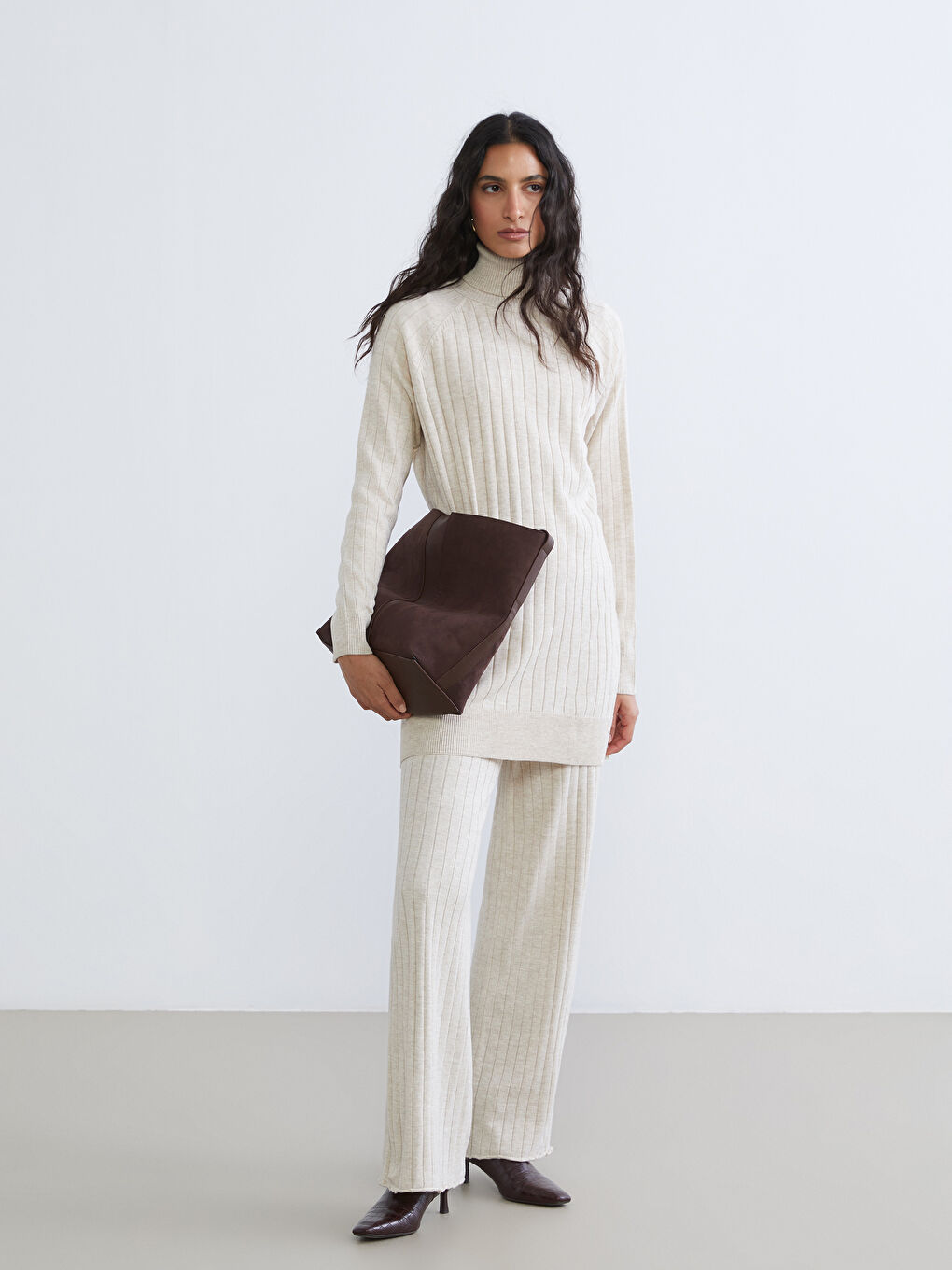 Bej Balıkçı Yaka Kadın Triko Tunik-1