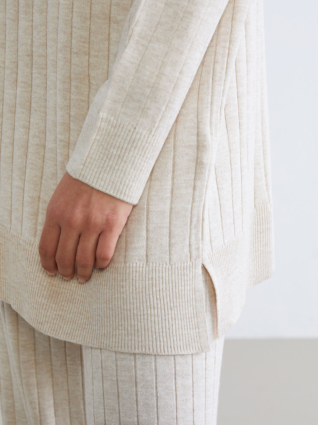 Bej Balıkçı Yaka Kadın Triko Tunik-2