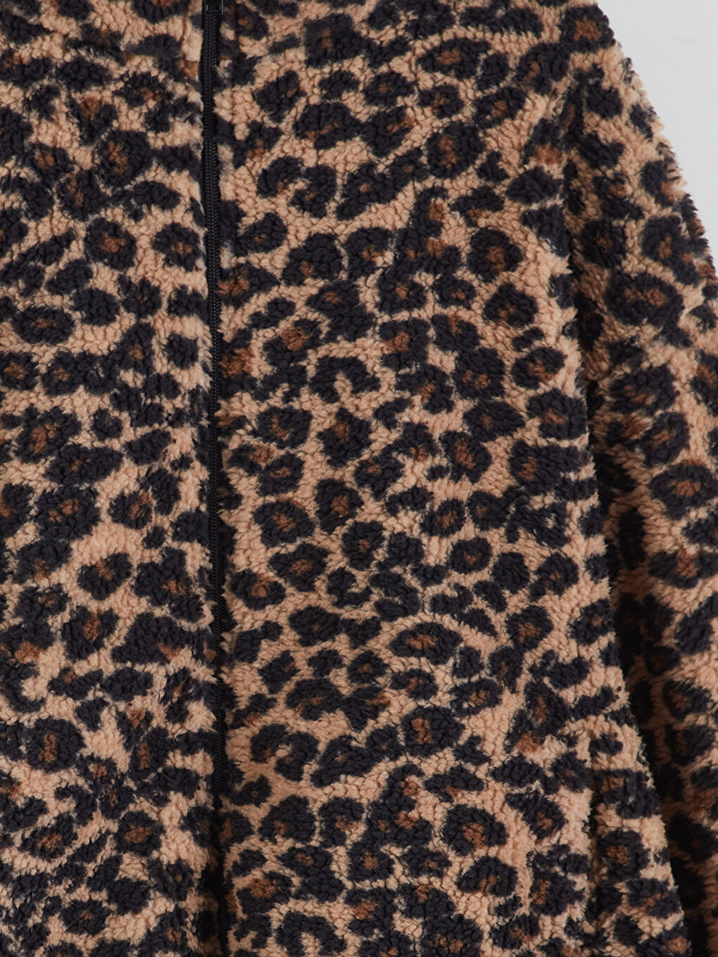 Bej Leopar Desenli Oversize Kadın Pelüş Hırka-6