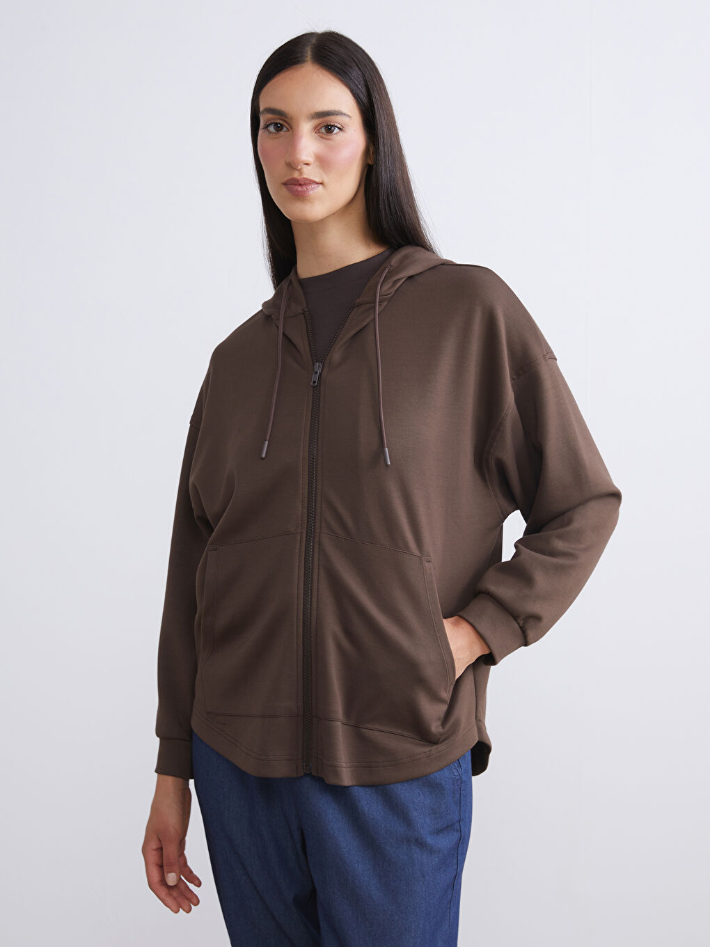 Kahverengi Kapüşonlu Oversize Kadın Fermuarlı Sweatshirt