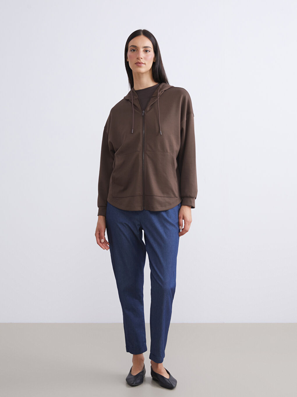 Kahverengi Kapüşonlu Oversize Kadın Fermuarlı Sweatshirt-1