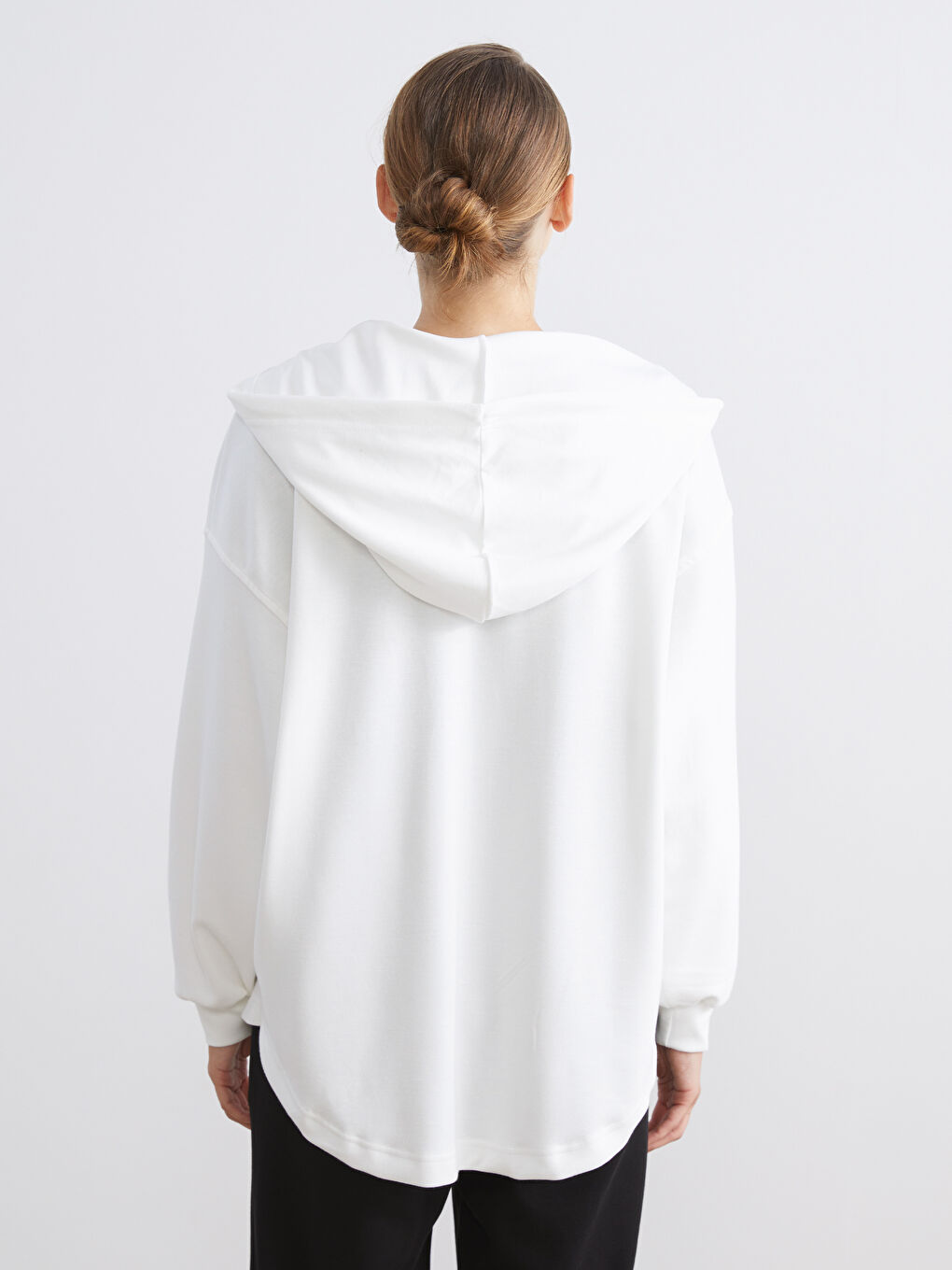 Ekru Kapüşonlu Oversize Kadın Fermuarlı Sweatshirt-3