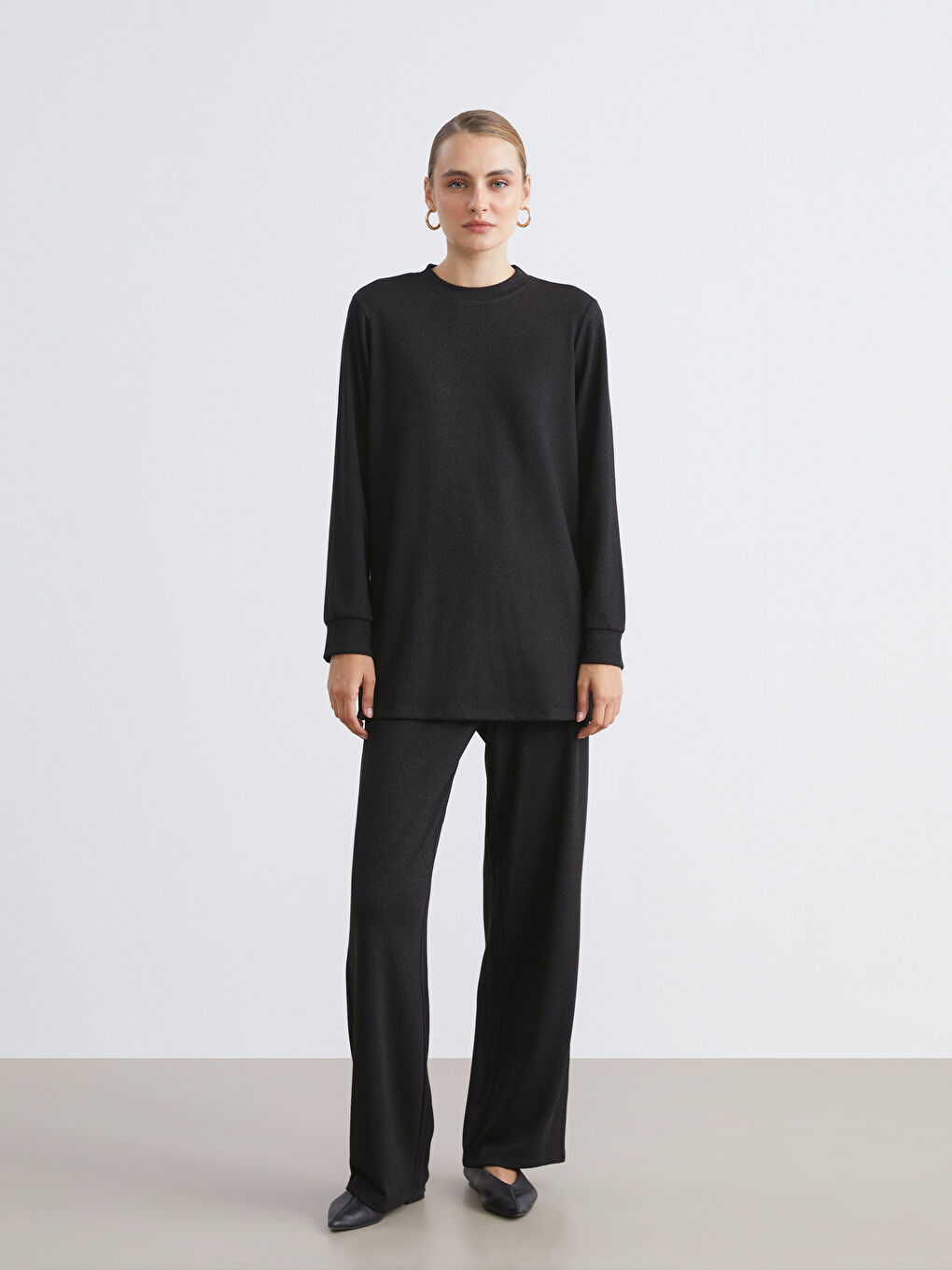 Siyah Bisiklet Yaka Kadın Sweatshirt Tunik-1