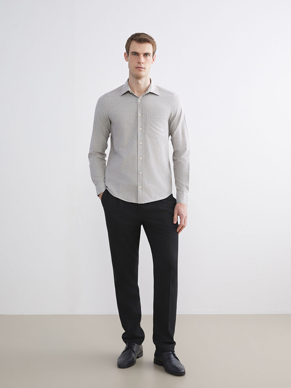 Kahverengi Regular Fit Uzun Kollu Çizgili Poplin Erkek Gömlek-1