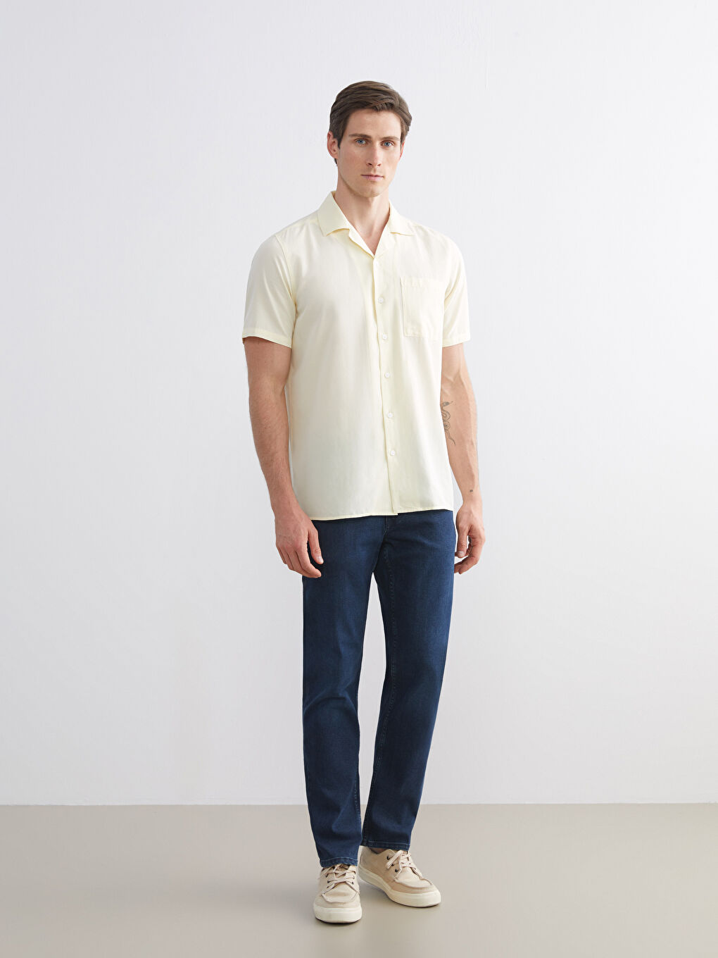 Sarı Regular Fit Resort Yaka Kısa Kollu Erkek Gömlek-1