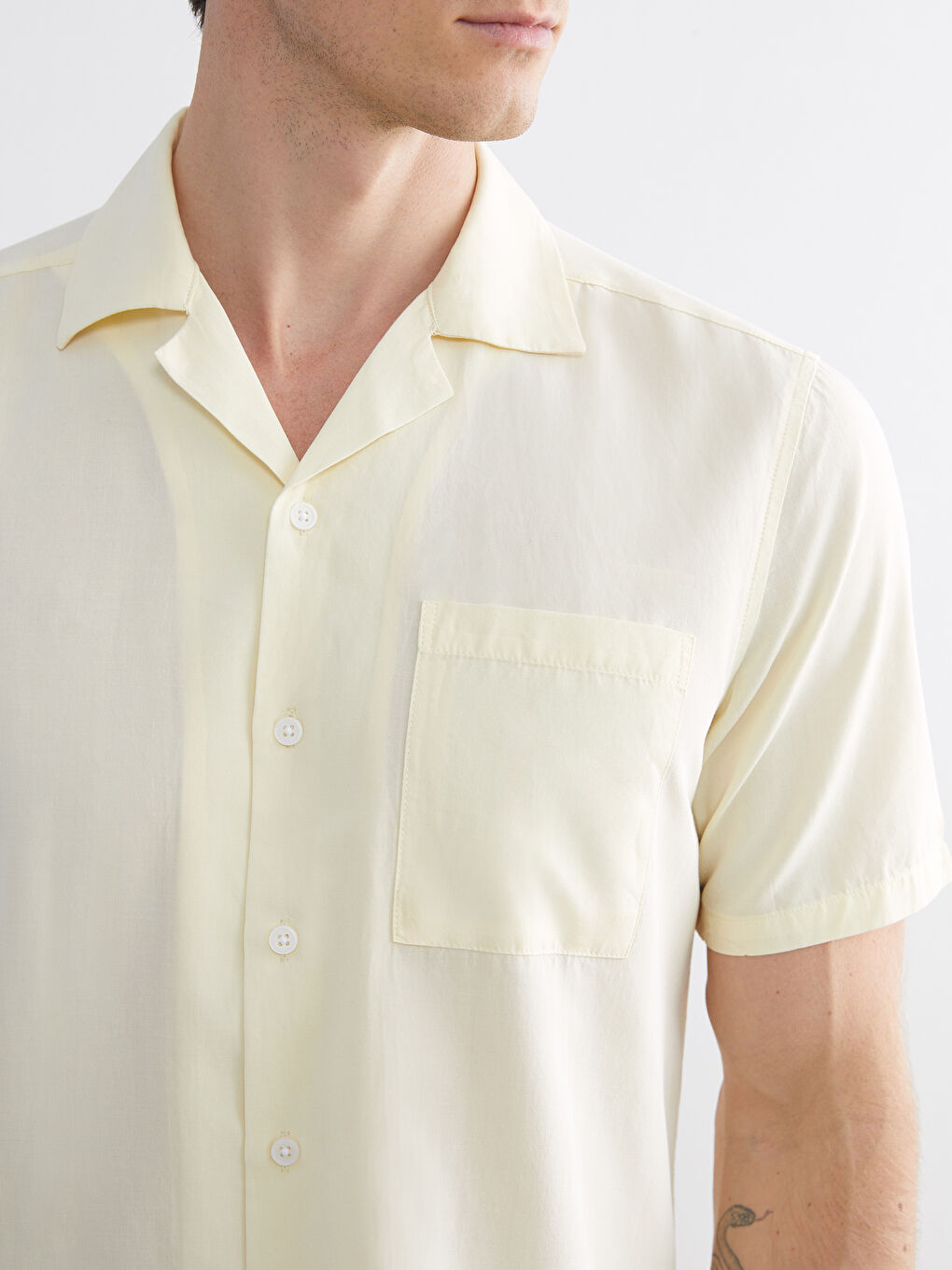 Sarı Regular Fit Resort Yaka Kısa Kollu Erkek Gömlek-2