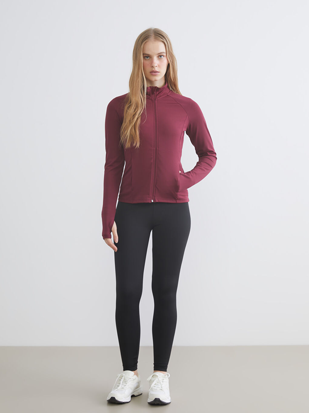 Mürdüm Dik Yaka Parmak Geçmeli Kadın Fermuarlı Sweatshirt-1