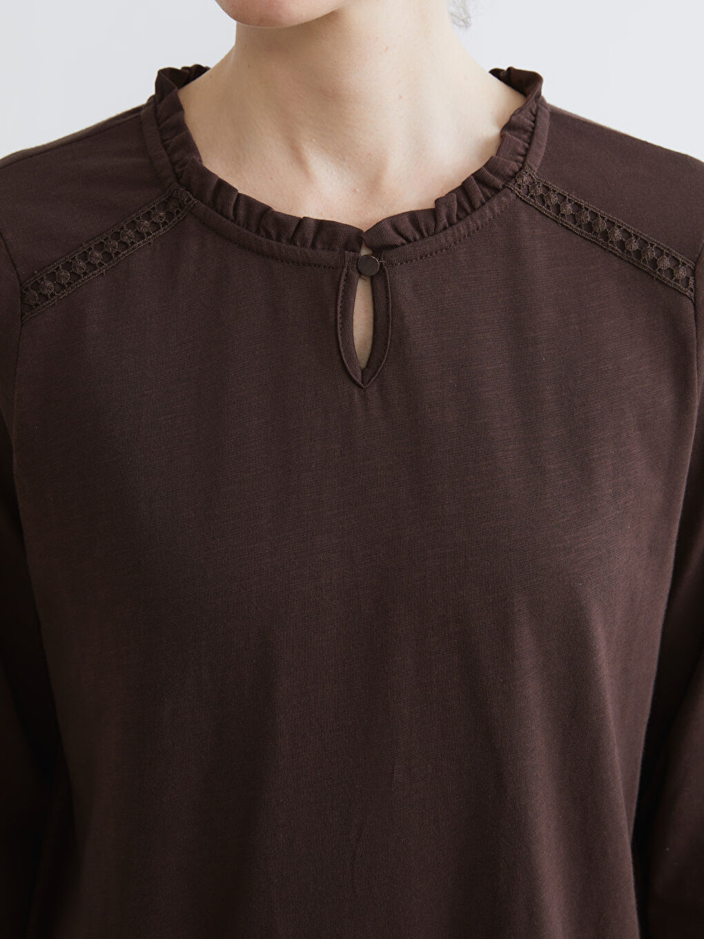 Kahverengi Fırfırlı Bisiklet Yaka Bluz-2